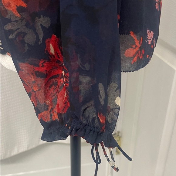 Wilfred Lourdes Floral Blouse - Red and Navy - Picture 10 of 16